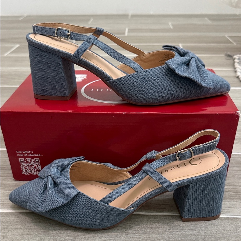 Journee Collection Women's Tailynn Denim Blue Slingback Heels size 8 1/2 wide
